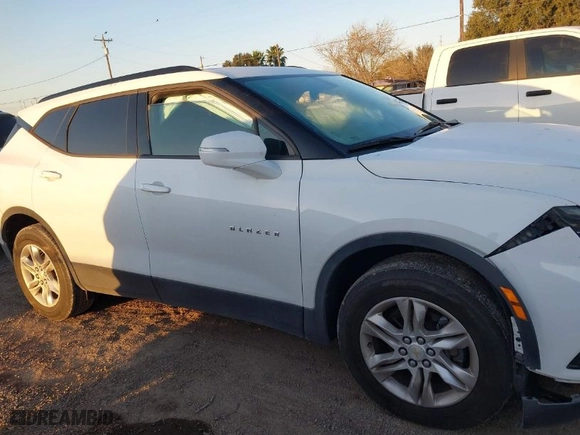 2020 Chevrolet Blazer LT with VIN 3GNKBBRA1LS649501, listed as a IAAI auction lot 41406798 with 99,182 mi miles. Bid and sale history available at carsss.com. Image 14.