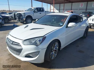 2013 Hyundai Genesis Coupe 3.8 R-Spec with VIN KMHHU6KJ2DU101504, listed as a IAAI auction lot 41469836 with 98,779 mi miles. Bid and sale history available at carsss.com. Image 17.