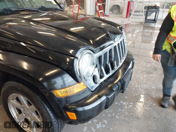 2007 Jeep Liberty Limited z VIN 1J4GL58K87W508744, wystawiony jako IAAI lot #40986728 z przebiegiem 179 291 mil mil oraz . Historia ofert i sprzedaży dostępna na DreamBid. Obrazek 17.