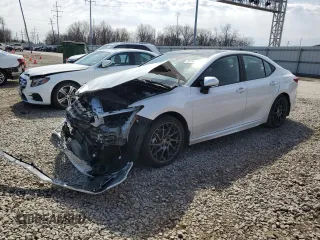 2025 Toyota Camry LE with VIN 4T1DAACKXSU052793, listed as a Copart auction lot 50166545 with 8,577 mi miles and Salvage Title. Bid and sale history available at DreamBid. Image 1.