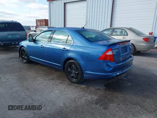 2010 Ford Fusion SE with VIN 3FAHP0HG5AR275077, listed as a IAAI auction lot 41754390 with 211,181 mi miles. Bid and sale history available at carsss.com. Image 3.