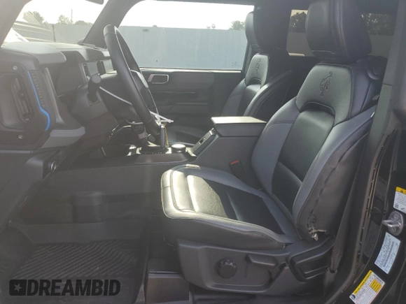 2024 Ford Bronco Black Diamond with VIN 1FMDE1AP3RLA66439, listed as a Copart auction lot 64542095 with 3,055 mi miles and Salvage title. Bid and sale history available at DreamBid. Image 7.