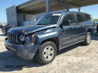 2015 Jeep Patriot Altitude Edition with VIN 1C4NJPBA2FD178009, listed as a Copart auction lot 49599465 with 169,810 mi miles and Salvage Title. Bid and sale history available at carsss.com. Image 1.
