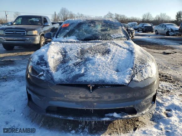 2022 Tesla Model S with VIN 5YJSA1E59NF486526, listed as a Copart auction lot 42167695 with 0 mi miles and Salvage Title. Bid and sale history available at carsss.com. Image 5.