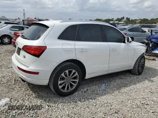 2016 Audi Q5 Premium Plus with VIN WA1L2AFPXGA026282, listed as a Copart auction lot 48286615 with 110,134 mi miles and Salvage Title. Bid and sale history available at carsss.com. Image 3.