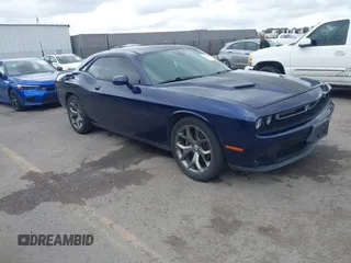 2016 Dodge Challenger SXT Plus z VIN 2C3CDZAG3GH329741, wystawiony jako IAAI lot #41783891 z przebiegiem 111 388 mil mil oraz . Historia ofert i sprzedaży dostępna na DreamBid. Obrazek 1.