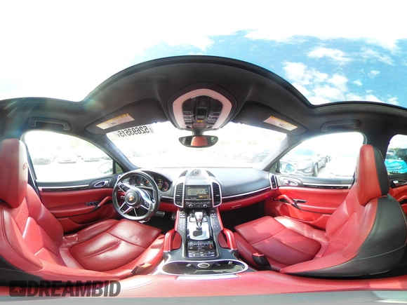 2016 Porsche Cayenne GTS z VIN WP1AD2A27GLA76651, wystawiony jako Copart lot #52693515 z przebiegiem 86 235 mil mil oraz Tytuł czysty. Historia ofert i sprzedaży dostępna na DreamBid. Obrazek 14.