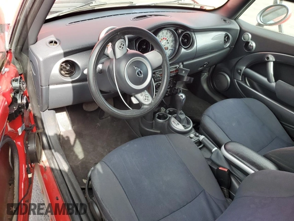 2008 MINI Convertible with VIN WMWRF33558TG18147, listed as a Copart auction lot 53547385 with 131,458 mi miles and Salvage Title. Bid and sale history available at DreamBid. Image 8.