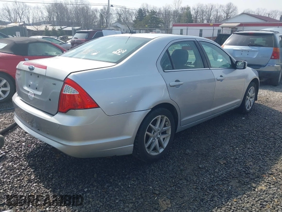 2012 Ford Fusion SEL with VIN 3FAHP0JG8CR392665, listed as a IAAI auction lot 41698480 with 193,095 mi miles. Bid and sale history available at carsss.com. Image 4.