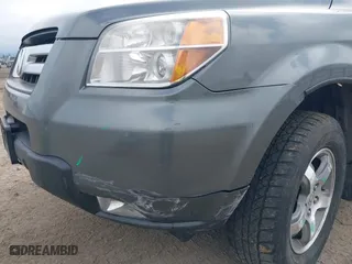 2008 Honda Pilot EX-L with VIN 5FNYF18748B029474, listed as a IAAI auction lot 41711002 with 185,035 mi miles. Bid and sale history available at carsss.com. Image 6.