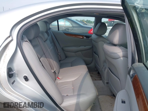 2005 Lexus ES 350 z VIN JTHBA30G555068789, wystawiony jako IAAI lot #42412848 z przebiegiem 100 430 mil mil oraz . Historia ofert i sprzedaży dostępna na DreamBid. Obrazek 8.