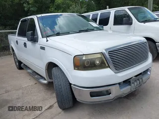 2004 Ford F-150 XLT with VIN 1FTPW12544KC63307, listed as a IAAI auction lot 42602132 with 176,050 mi miles and . Bid and sale history available at DreamBid. Image 1.