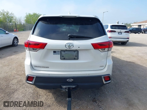 2018 Toyota Highlander Limited with VIN 5TDDZRFH1JS860254, listed as a IAAI auction lot 42263546 with 55,822 mi miles and . Bid and sale history available at DreamBid. Image 16.