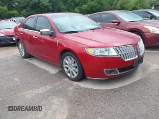 2010 Lincoln MKZ with VIN 3LNHL2GC9AR629825, listed as a IAAI auction lot 42185911 with 112,607 mi miles and . Bid and sale history available at carsss.com. Image 1.
