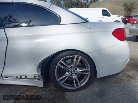 2015 BMW 4 Series 435i с VIN WBA3T3C58FP939536, выставлен на аукционе IAAI как лот 41849369 с пробегом 97 924 миль миль и . История ставок и продаж доступна на DreamBid. Изображение 17.