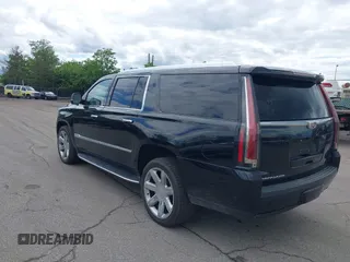 2020 Cadillac Escalade ESV Luxury z VIN 1GYS3HKJ2LR183819, wystawiony jako IAAI lot #42333418 z przebiegiem 89 864 mil mil oraz . Historia ofert i sprzedaży dostępna na DreamBid. Obrazek 3.
