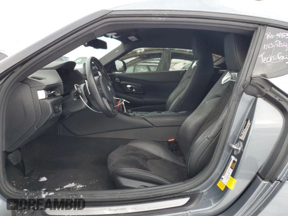 2022 Toyota Supra 3.0 z VIN WZ1DB0C02NW048046, wystawiony jako Copart lot #72887862 z przebiegiem 13 037 mil mil oraz . Historia ofert i sprzedaży dostępna na DreamBid. Obrazek 7.
