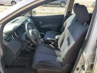 2011 Nissan Versa SL z VIN 3N1BC1CP8BL507316, wystawiony jako Copart lot #45740375 z przebiegiem 102 795 mil mil oraz Szkoda całkowita • Salvage title. Historia ofert i sprzedaży dostępna na DreamBid. Obrazek 7.