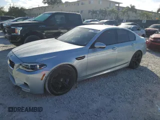 2015 BMW M5 with VIN WBSFV9C57FD595236, listed as a Copart auction lot 88014655 with 116,445 mi miles and Clean Title. Bid and sale history available at carsss.com. Image 1.