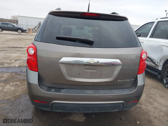 2010 Chevrolet Equinox LT w/1LT with VIN 2CNALDEW0A6330256, listed as a IAAI auction lot 41847433 with 116,869 mi miles. Bid and sale history available at carsss.com. Image 17.