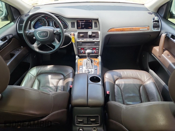2014 Audi Q7 Premium Plus z VIN WA1LGAFE3ED003650, wystawiony jako Copart lot #64277325 z przebiegiem 167 169 mil mil oraz Szkoda całkowita • Salvage title. Historia ofert i sprzedaży dostępna na DreamBid. Obrazek 8.