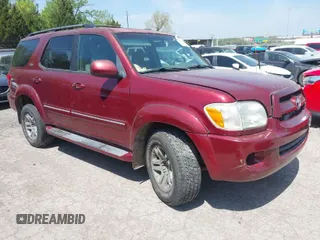 2007 Toyota Sequoia SR5 with VIN 5TDZT34A87S295066, listed as a IAAI auction lot 42028697 with Not Provided miles. Bid and sale history available at carsss.com. Image 1.