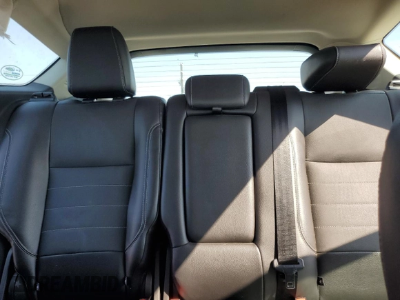 2016 Ford C-Max SEL z VIN 1FADP5CU4GL115563, wystawiony jako Copart lot #54439945 z przebiegiem 119 896 mil mil oraz Szkoda całkowita • Salvage title. Historia ofert i sprzedaży dostępna na DreamBid. Obrazek 10.
