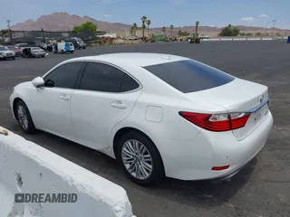2014 Lexus ES 330 z VIN JTHBK1GG7E2101851, wystawiony jako IAAI lot #42576730 z przebiegiem 175 517 mil mil oraz . Historia ofert i sprzedaży dostępna na DreamBid. Obrazek 3.