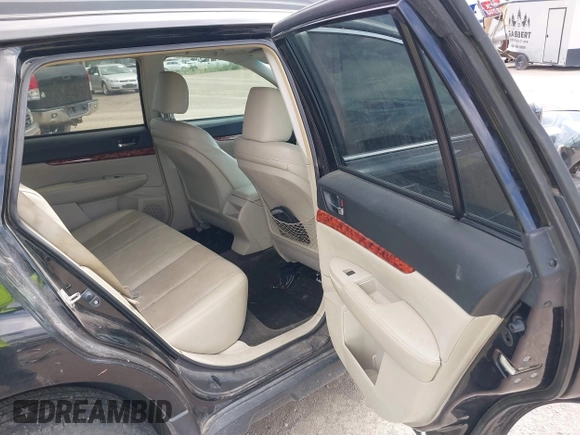 2012 Subaru Outback Limited z VIN 4S4BRCKC4C3252940, wystawiony jako IAAI lot #42415907 z przebiegiem 152 471 mil mil oraz . Historia ofert i sprzedaży dostępna na DreamBid. Obrazek 8.