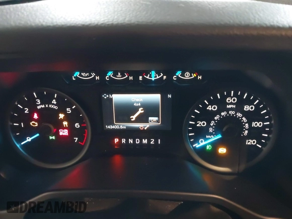 2015 Ford F-150 XLT with VIN 1FTEW1EG1FFA87638, listed as a IAAI auction lot 41597302 with 143,400 mi miles. Bid and sale history available at carsss.com. Image 7.