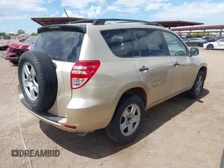 2009 Toyota RAV4 with VIN JTMZF35V695008938, listed as a IAAI auction lot 42049721 with 197,612 mi miles. Bid and sale history available at carsss.com. Image 4.