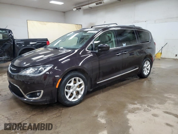 2017 Chrysler Pacifica Touring L Plus with VIN 2C4RC1EG6HR559922, listed as a Copart auction lot 53057505 with 131,322 mi miles and Clean Title. Bid and sale history available at DreamBid. Image 1.