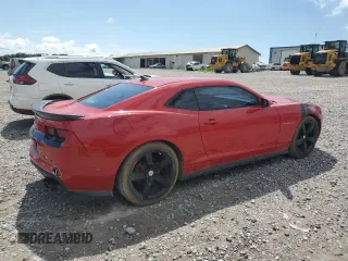 2013 Chevrolet Camaro LS z VIN 2G1FE1E32D9207577, wystawiony jako Copart lot #57692525 z przebiegiem 89 453 mil mil oraz Czysty tytuł • Clean title. Historia ofert i sprzedaży dostępna na DreamBid. Obrazek 3.