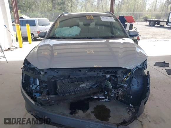 2022 Hyundai Kona SEL with VIN KM8K6CAB9NU920584, listed as a IAAI auction lot 42028170 with Not Provided miles and . Bid and sale history available at DreamBid. Image 12.