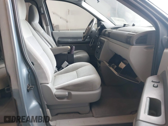 2005 Ford Freestar S z VIN 2FMZA50685BA79604, wystawiony jako IAAI lot #42378859 z przebiegiem 195 532 mil mil oraz . Historia ofert i sprzedaży dostępna na DreamBid. Obrazek 5.