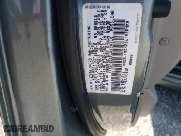 2001 Toyota Avalon XL z VIN 4T1BF28B51U184110, wystawiony jako Copart lot #52398285 z przebiegiem 127 179 mil mil oraz Szkoda całkowita • Salvage title. Historia ofert i sprzedaży dostępna na DreamBid. Obrazek 12.