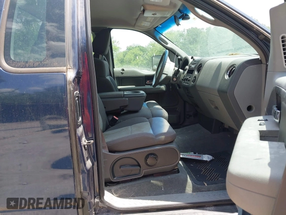 2004 Ford F-150 XL with VIN 1FTPF12534KA90783, listed as a IAAI auction lot 42272520 with 196,594 mi miles and . Bid and sale history available at DreamBid. Image 5.