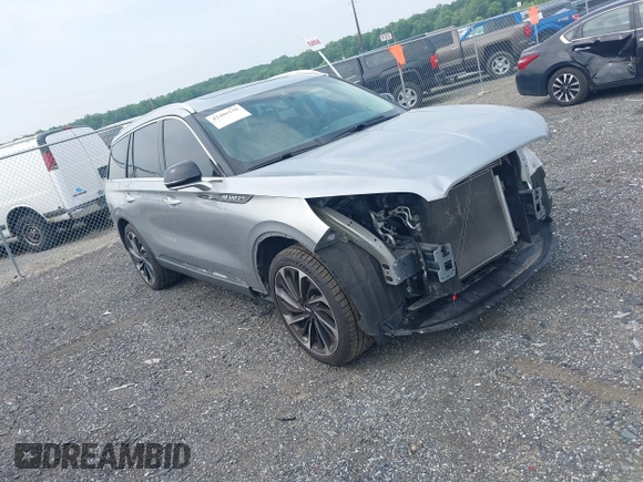 2020 Lincoln Aviator Reserve with VIN 5LM5J7XC8LGL32204, listed as a IAAI auction lot 42406158 with 83,227 mi miles and . Bid and sale history available at DreamBid. Image 13.