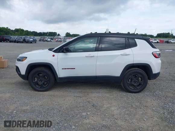 2024 Jeep Compass Trailhawk with VIN 3C4NJDDN2RT602771, listed as a IAAI auction lot 42462793 with 25,152 mi miles and . Bid and sale history available at DreamBid. Image 14.