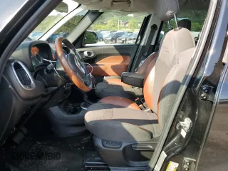 2016 FIAT 500L Trekking with VIN ZFBCFADH3GZ038039, listed as a Copart auction lot 70144554 with 97,598 mi miles and Salvage Title. Bid and sale history available at carsss.com. Image 7.