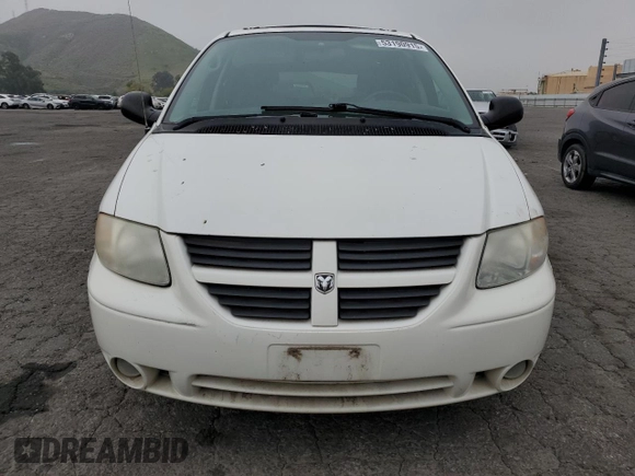 2007 Dodge Grand Caravan SXT with VIN 2D4GP44L67R117199, listed as a Copart auction lot 53190915 with 144,567 mi miles and Clean Title. Bid and sale history available at DreamBid. Image 5.