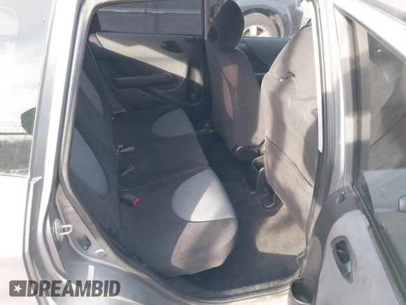 2007 Honda Fit Sport with VIN JHMGD376X7S065787, listed as a IAAI auction lot 41855058 with 218,865 mi miles. Bid and sale history available at carsss.com. Image 8.