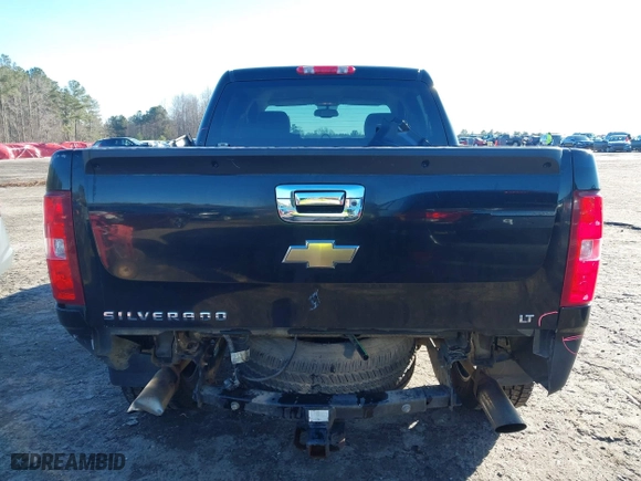 2007 Chevrolet Silverado 1500 LT w/1LT with VIN 2GCEC13C771615359, listed as a IAAI auction lot 41625289 with 176,659 mi miles. Bid and sale history available at carsss.com. Image 17.