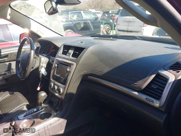 2015 GMC Acadia Denali with VIN 1GKKVTKD4FJ259576, listed as a IAAI auction lot 41747742 with 187,930 mi miles. Bid and sale history available at carsss.com. Image 5.