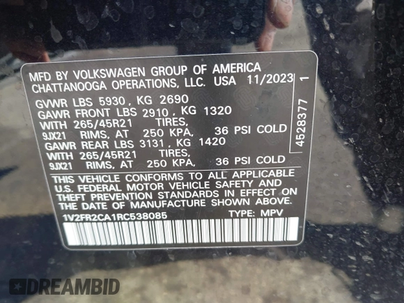 2024 Volkswagen Atlas SEL Premium R-Line z VIN 1V2FR2CA1RC538085, wystawiony jako IAAI lot #41910774 z przebiegiem 15 382 mil mil oraz . Historia ofert i sprzedaży dostępna na DreamBid. Obrazek 9.