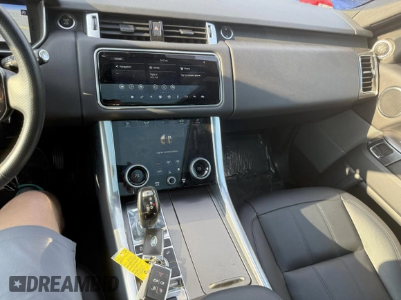 2020 Land Rover Range Rover Sport SE with VIN SALWG2SU4LA728803, listed as a Copart auction lot 65455775 with 59,701 mi miles and Clean title. Bid and sale history available at DreamBid. Image 11.