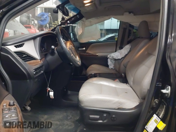 2016 Toyota Sienna XLE with VIN 5TDYK3DC2GS757749, listed as a IAAI auction lot 42617318 with 139,737 mi miles and . Bid and sale history available at DreamBid. Image 5.