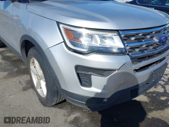 2019 Ford Explorer z VIN 1FM5K7B80KGA18578, wystawiony jako IAAI lot #42408067 z przebiegiem 124 938 mil mil oraz . Historia ofert i sprzedaży dostępna na DreamBid. Obrazek 6.