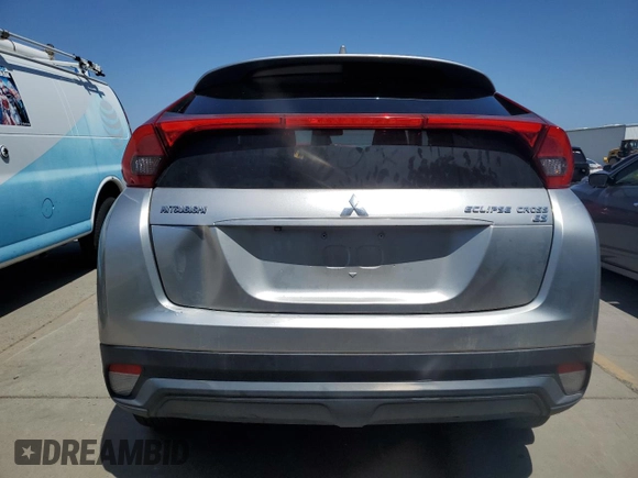 2019 Mitsubishi Eclipse Cross ES z VIN JA4AS3AA5KZ040624, wystawiony jako Copart lot #56219605 z przebiegiem 133 860 mil mil oraz Czysty tytuł • Clean title. Historia ofert i sprzedaży dostępna na DreamBid. Obrazek 6.
