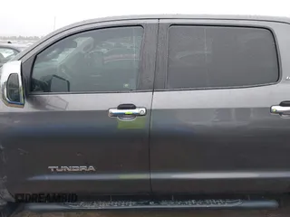 2012 Toyota Tundra 4WD Truck LTD with VIN 5TFHW5F17CX211075, listed as a IAAI auction lot 41510976 with 204,930 mi miles. Bid and sale history available at carsss.com. Image 15.